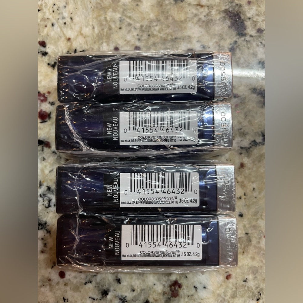 New Maybelline 825 Blackest Berry Bold Lipstick Set 2pcs Bundle - Picture 9 of 9